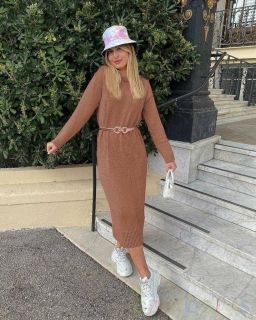 Трикотажная платье  Zara